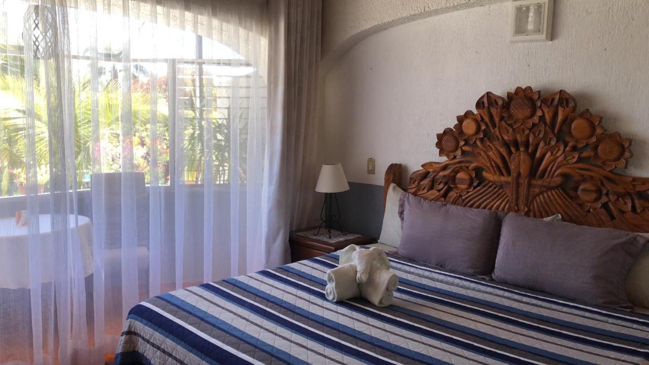 アヒヒク Casa De La Abuela Bed & Breakfast エクステリア 写真