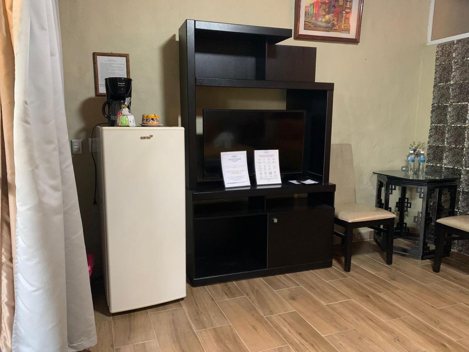 アヒヒク Casa De La Abuela Bed & Breakfast エクステリア 写真
